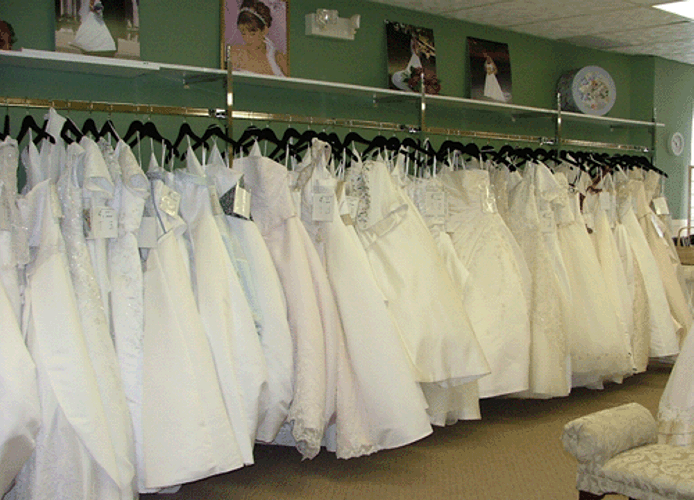 Свадебные платья в широком ассортименте