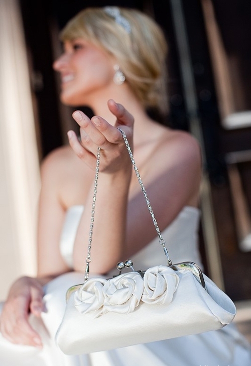 Сумочка невесты - непременный свадебный аксессуар